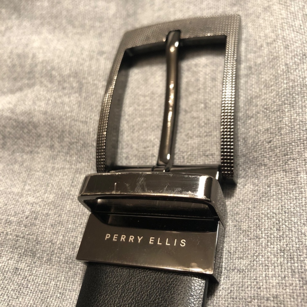 Perry Ellis Portfolio Zeus Etched Buckle Belt, 36